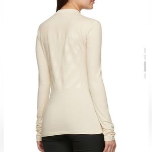 Off-White woman’s long sleeve! Worn once… 100% authentic👍🏻👍🏻👍🏻